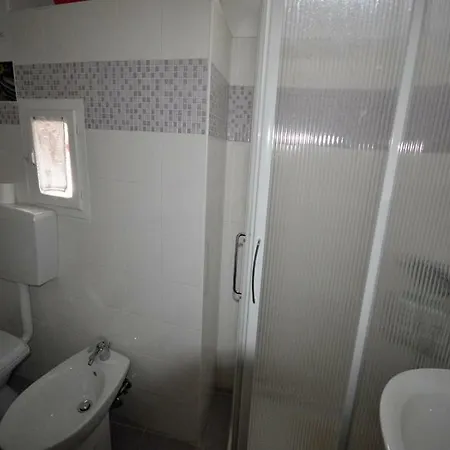 Orta Centro Apartment *